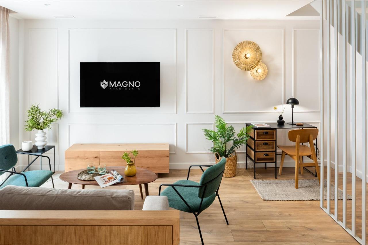 Magno Apartments Cabo Noval Luxury House Siviglia Esterno foto