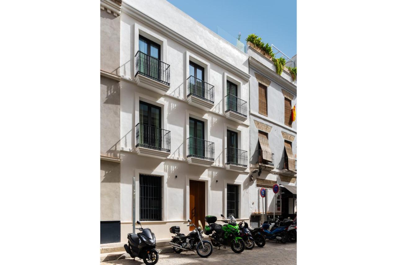 Magno Apartments Cabo Noval Luxury House Siviglia Esterno foto